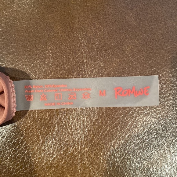 Bathing suit bottoms - Picture 3 of 3